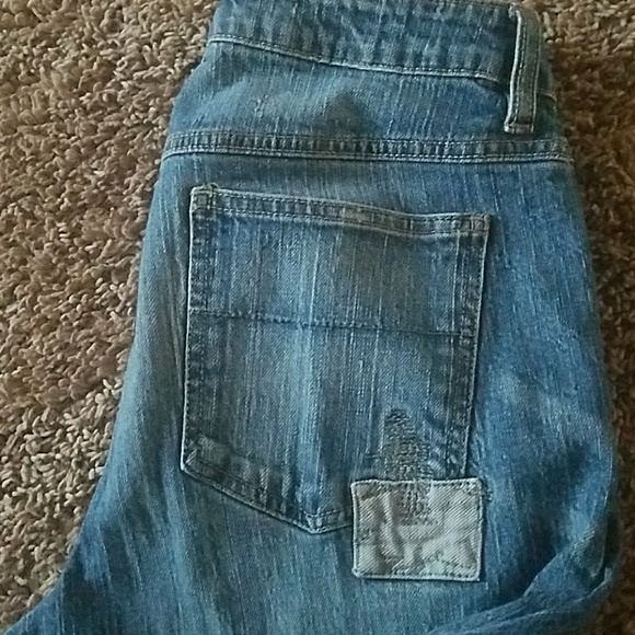 Capris - Picture 2 of 3